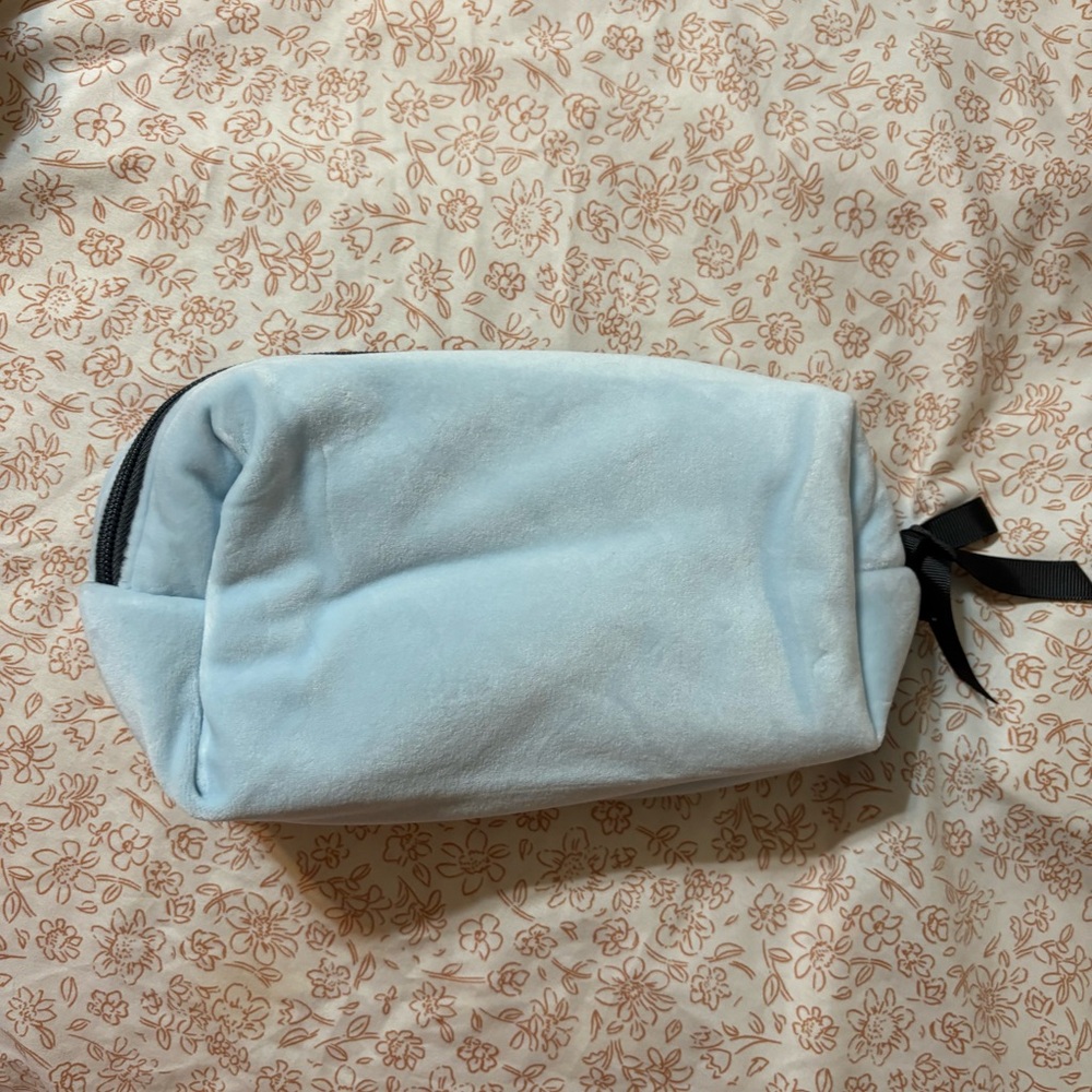 Makeup bag